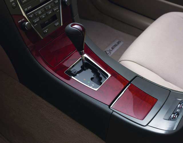 LEXUS 華麗車檔